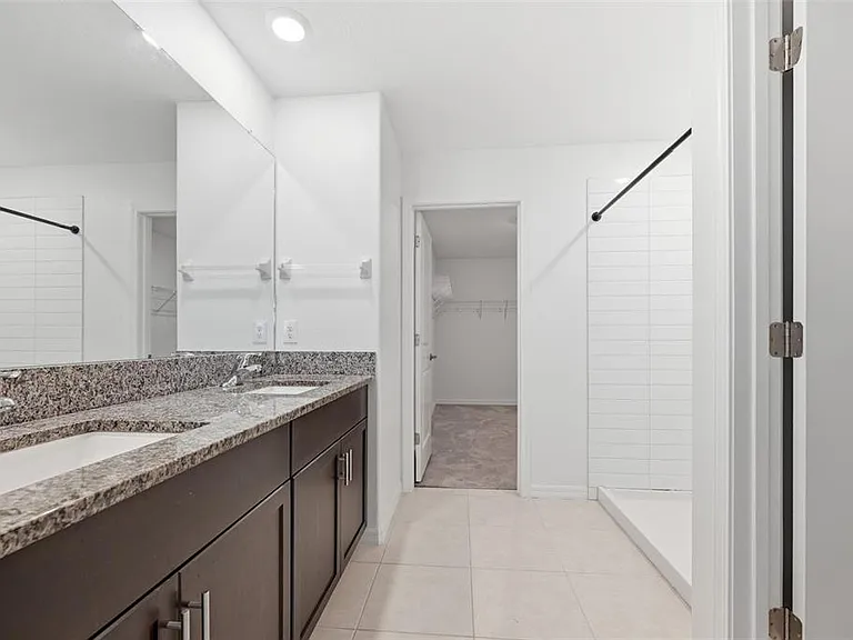 12860 Tripoli Ave — Photo 16