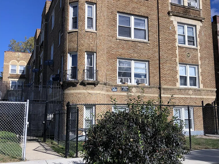 3146-3150 W Franklin Blvd — Photo 19