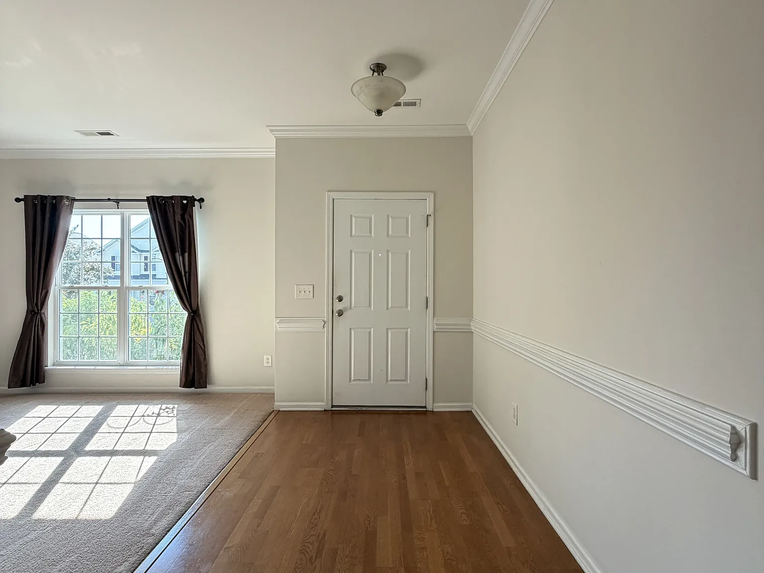 6242 Mary Lee Way - 1 — Photo 2