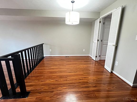 4th image of 8064 Highfield Ct