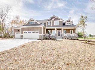 18719 Red Mound Cv, Leo, IN 46765