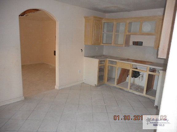 3rd image of 1155 Chilton St