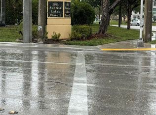 8345 W Sunrise Lakes Blvd #103, Fort Lauderdale, FL 33322