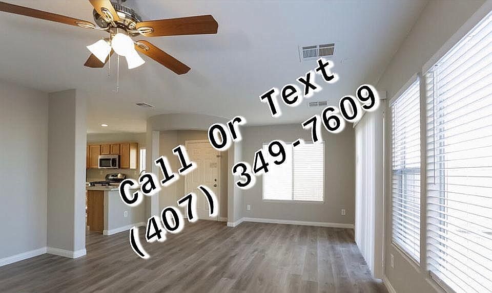 2nd image of 422 Rustic Ridge Cir