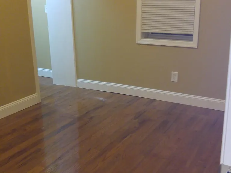 1715 W Huntingdon St #1R — Photo 13