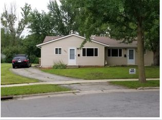 1431 Loreen Dr, Madison, WI 53711