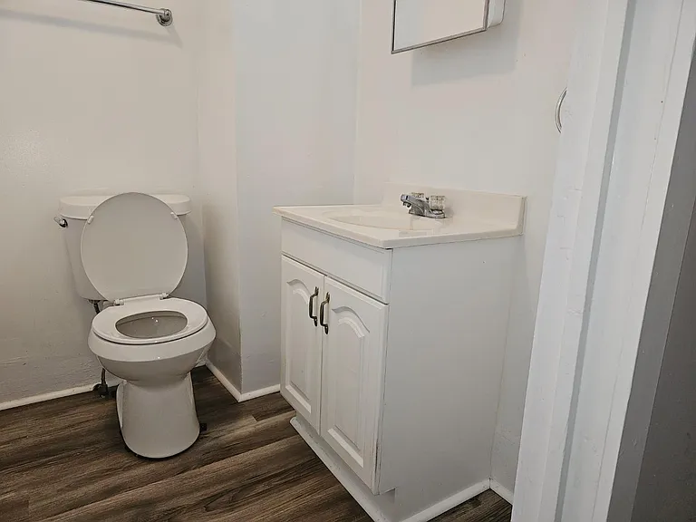 Unit Photo
