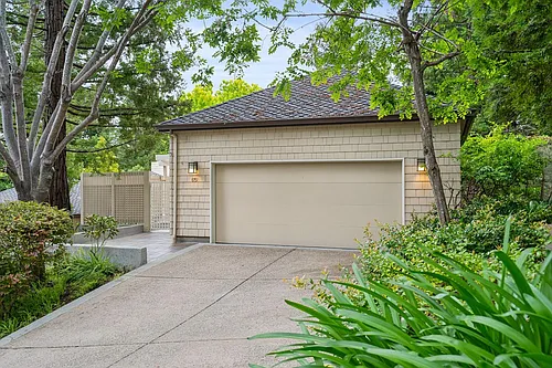651 Manresa Ln Photo 1