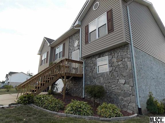 2nd image of 1590 Nakoma Ct