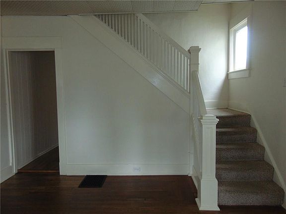 3rd image of 632 Washington Ave