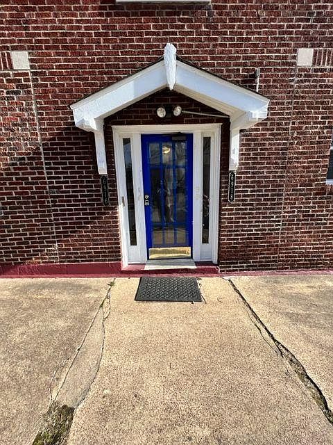 1st image of 6918 Moellenhoff St #1F