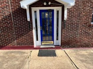 6918 Moellenhoff St #1F, Saint Louis, MO