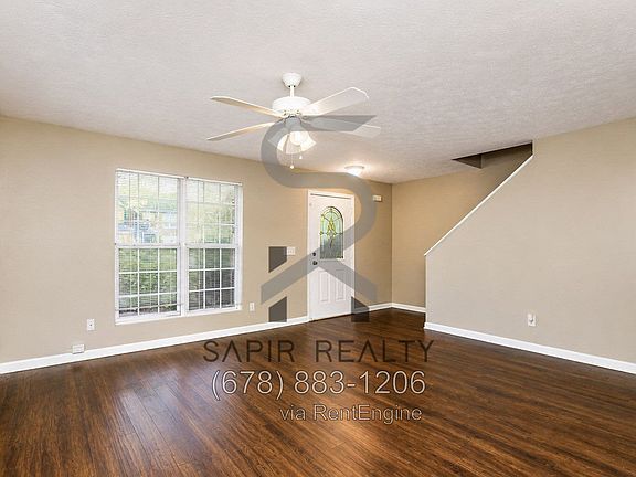 4th image of 5554 Strathmoor Manor Cir
