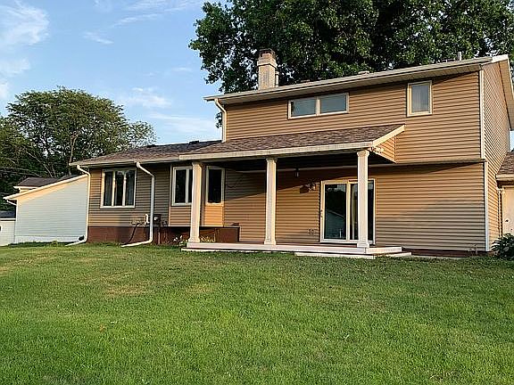 3rd image of 2724 E 28th Ct