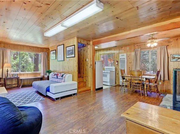 350 Highland Ln, Sugarloaf, CA 92386