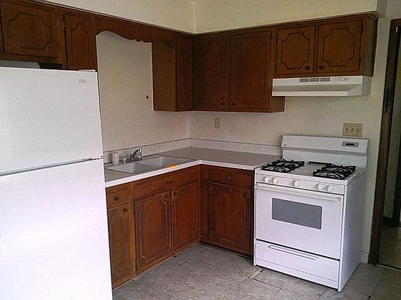 2nd image of 2129 19th Ave