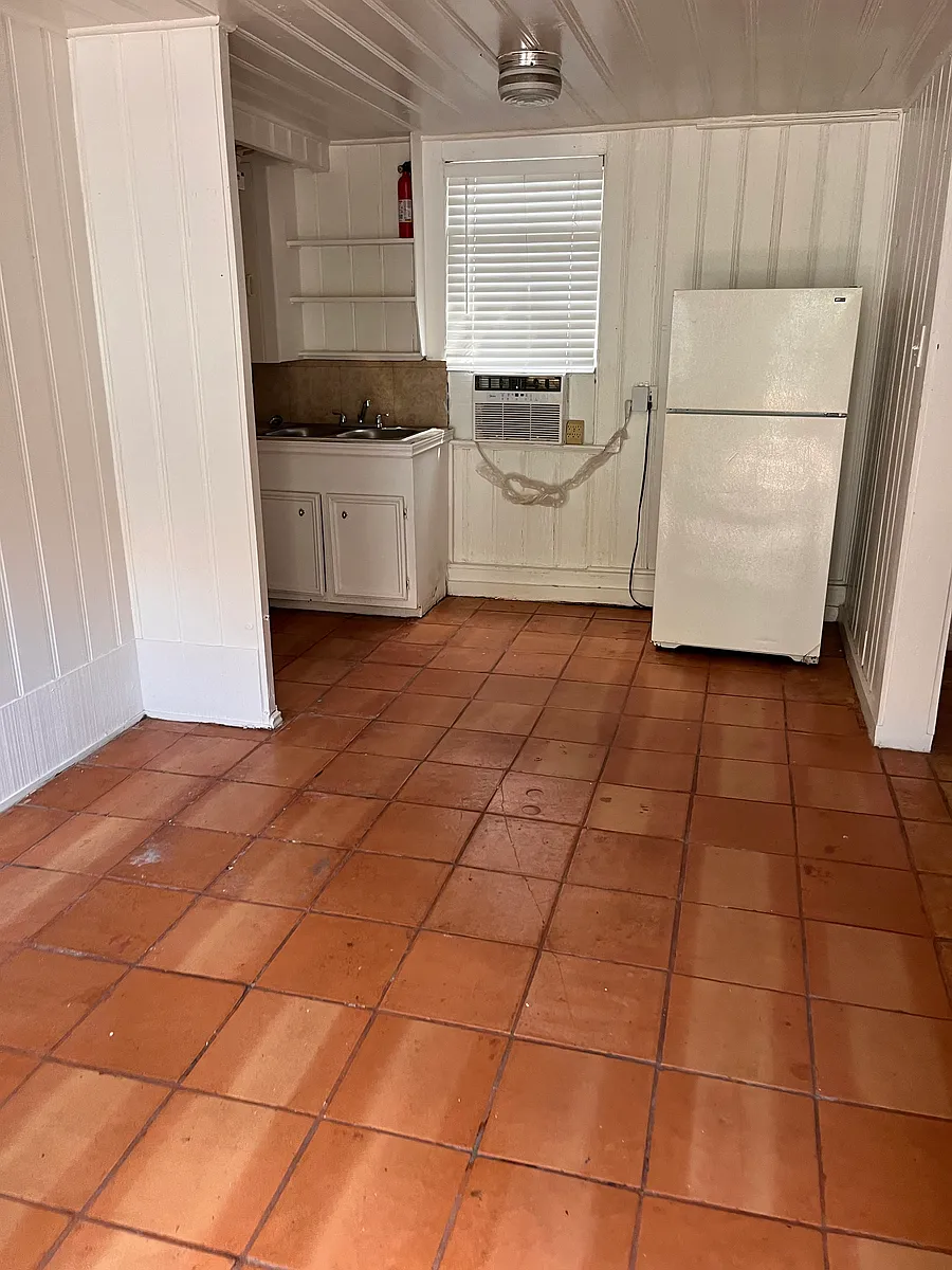 Building Photo - 5108 Bayard Ln #7