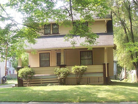 2nd image of 374 Belmont Ave NW