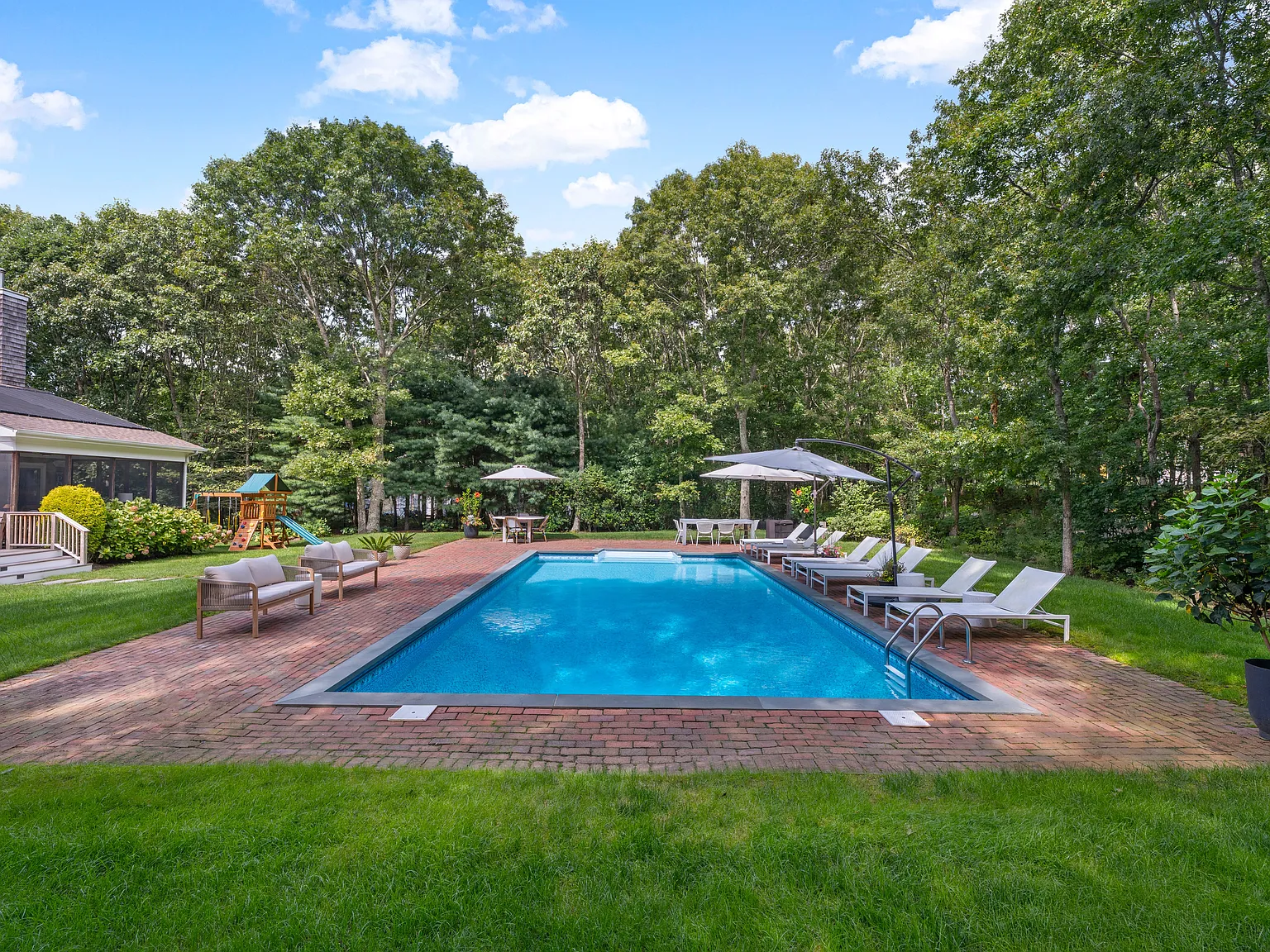 Effortless Hamptons Living — Photo 3