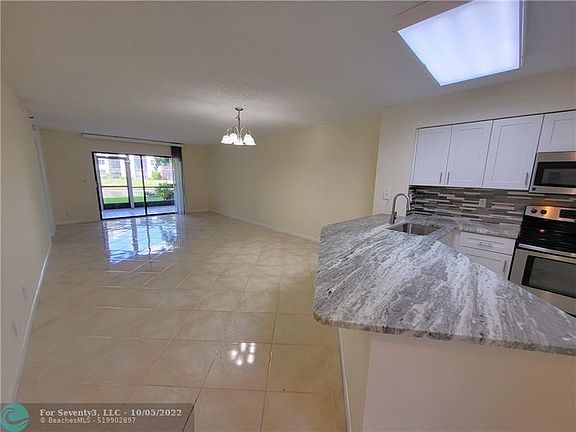3rd image of 2217 Cypress Island Dr APT 105