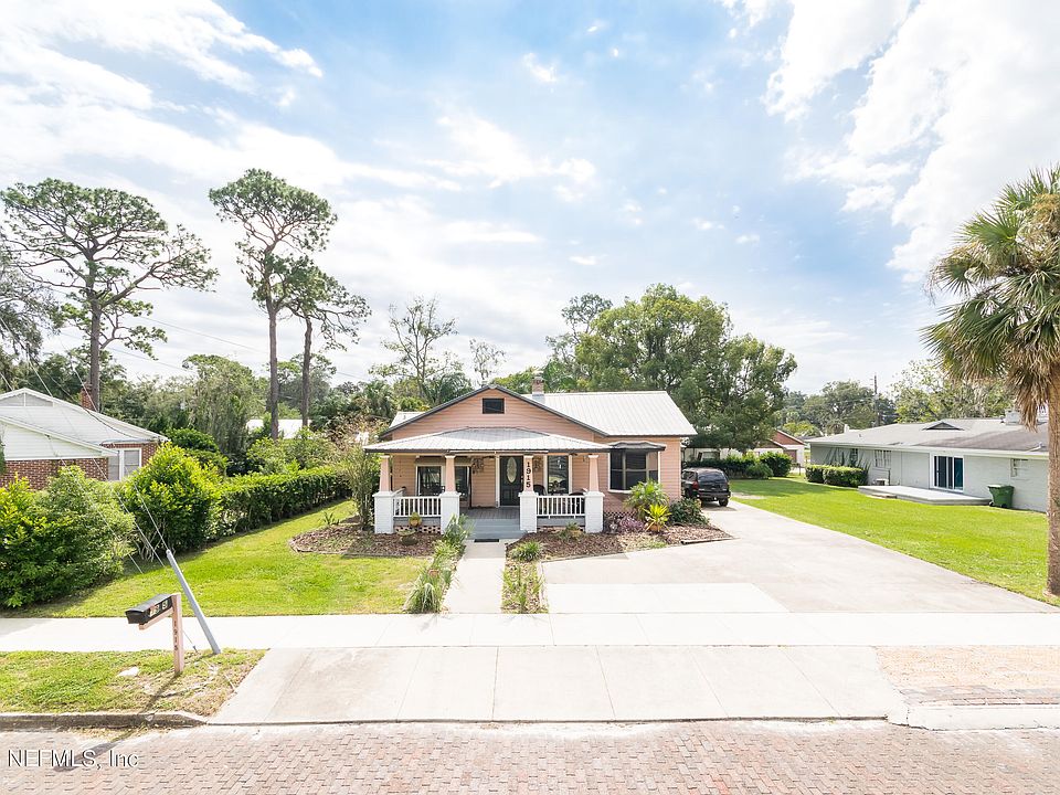 1st image of 1915 DIANA Drive