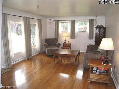 3rd image of 10012 Delsy Dr