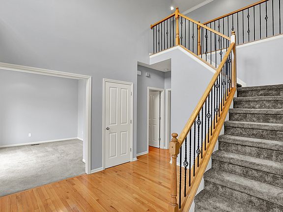 4th image of 15347 Evanston Clos