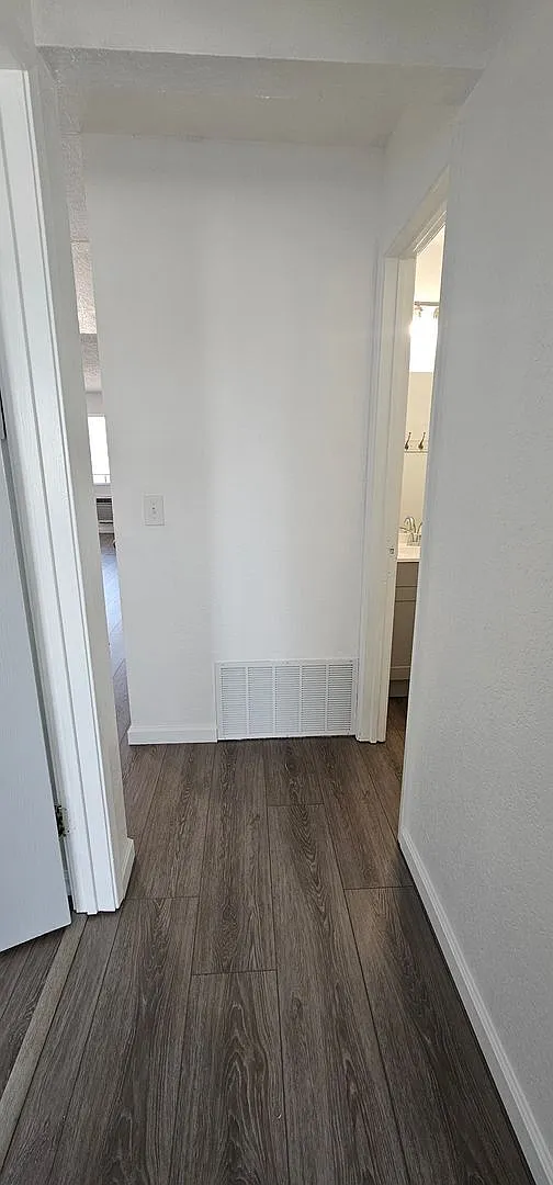2 bed, 1.0 bath, 750 sqft, $1,250 — Photo 1