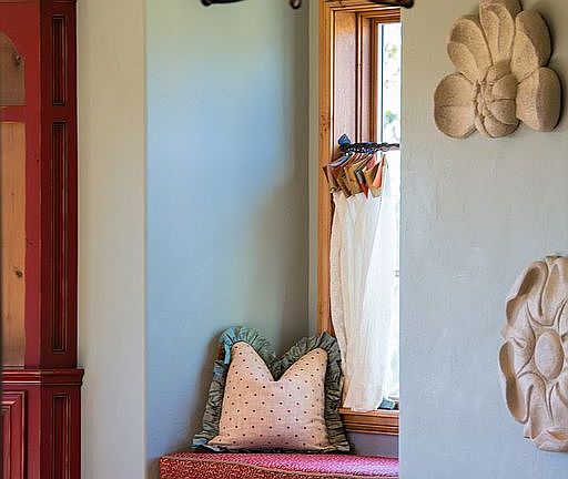 Game room window seating