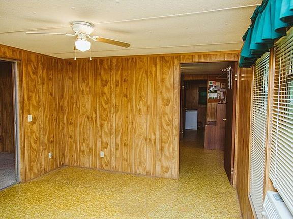 4th image of 12416 Eloian Dr