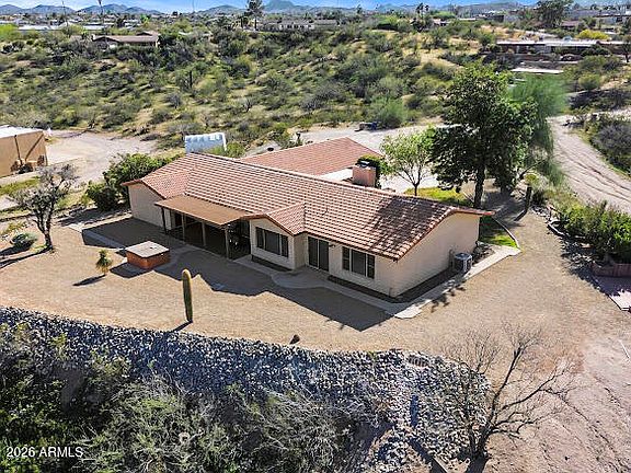 3rd image of 1890 W RODERICK Lane