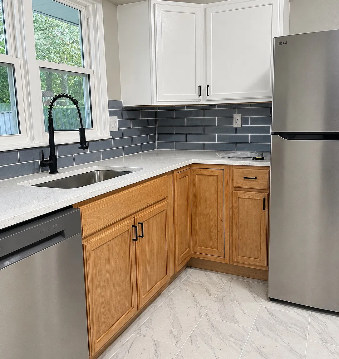 3 bed, 929 sqft, $1,850 — Photo 3