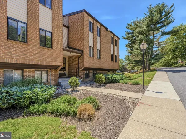1811 Snow Meadow Ln Unit T2, Baltimore, MD 21209