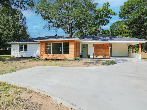310 N Central St, Hallsville, TX 75650