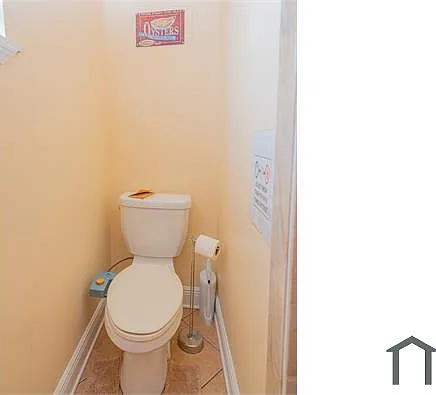 3 bed, 1200 sqft, $1,750 — Photo 4