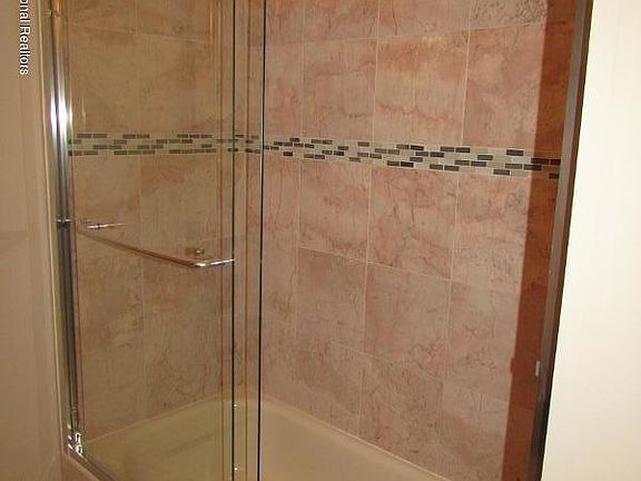 5th image of 352A Dorchester Dr #100A