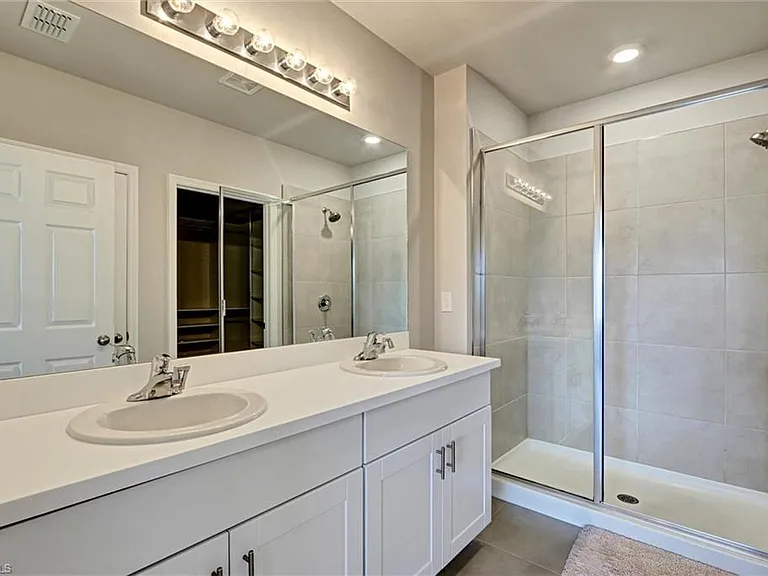 20462 Plumwood Loop — Photo 16