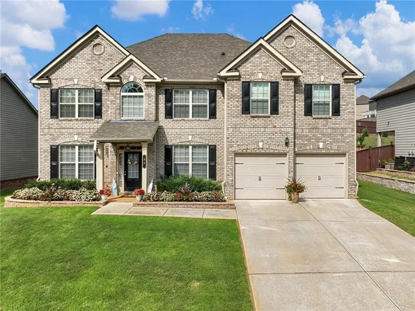 90 Piedmont Cir, Covington, GA 30016