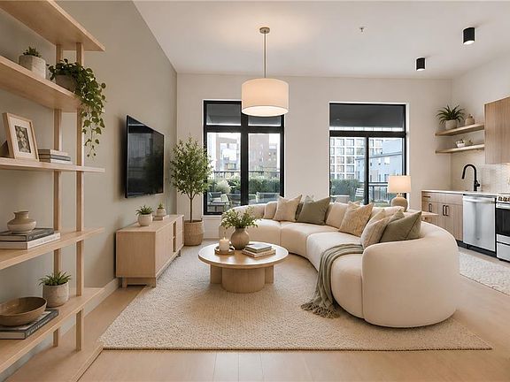 2nd image of 567 Ponce De Leon Ave #319