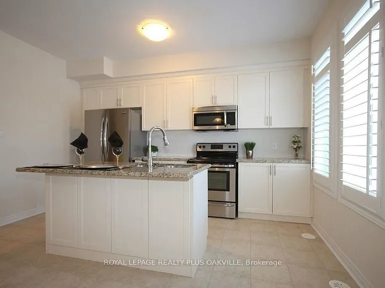 3055 Preserve Dr — Photo 9