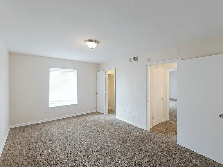 Highland Hills — Photo 30