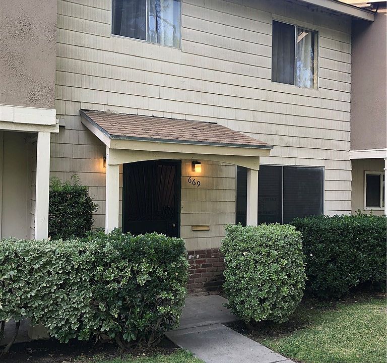 1st image of 669 E Matchwood Pl