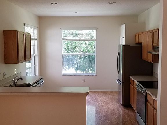 4th image of 5006 Bridgeway Ln