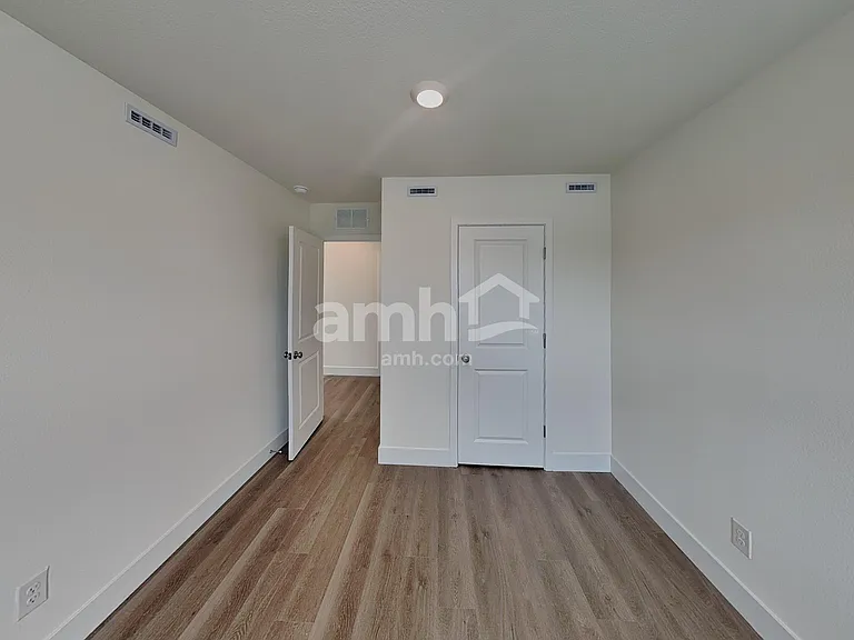 7796 Roaring Fork Ct — Photo 18