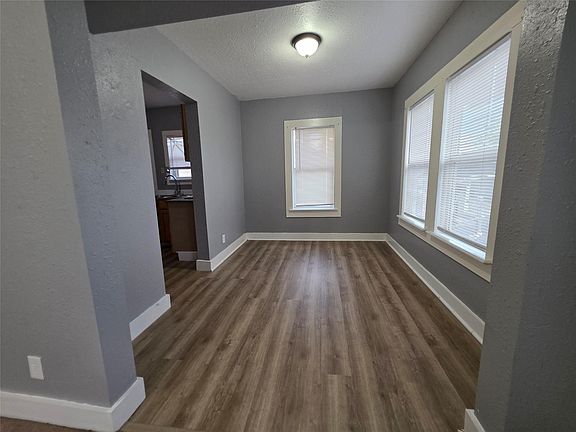 4th image of 2308 Auburndale St APT 4