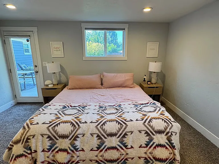 2226 S Colorado Ave — Photo 20