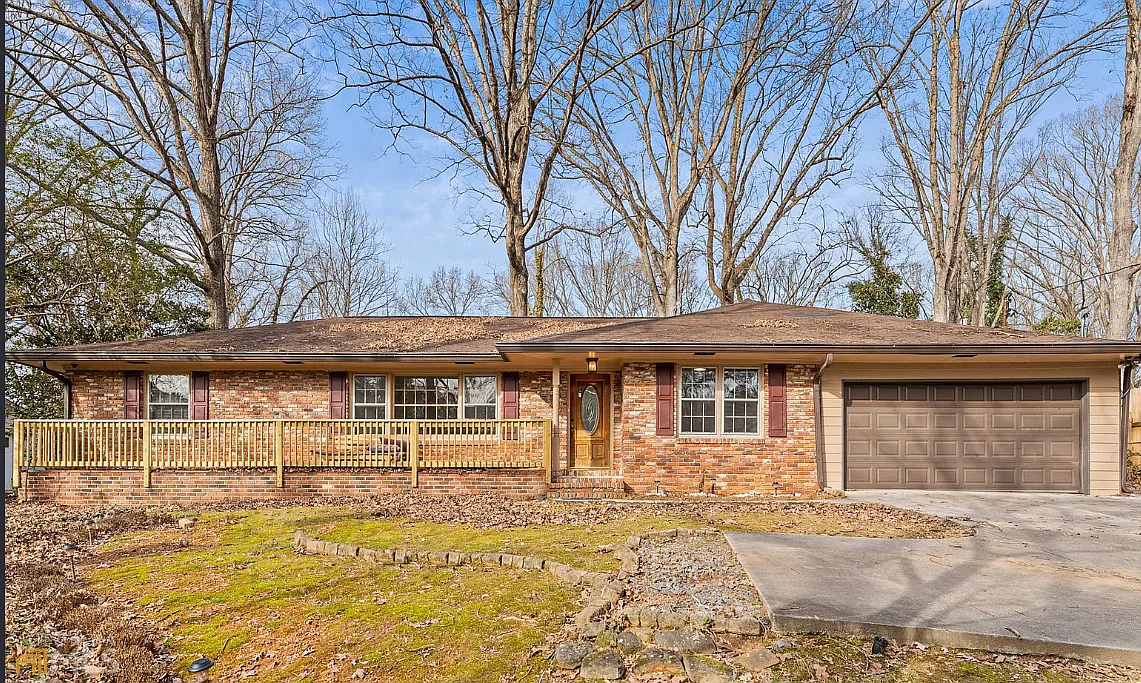 388 Tall Oaks Drive Northeast - 1 — Photo 1