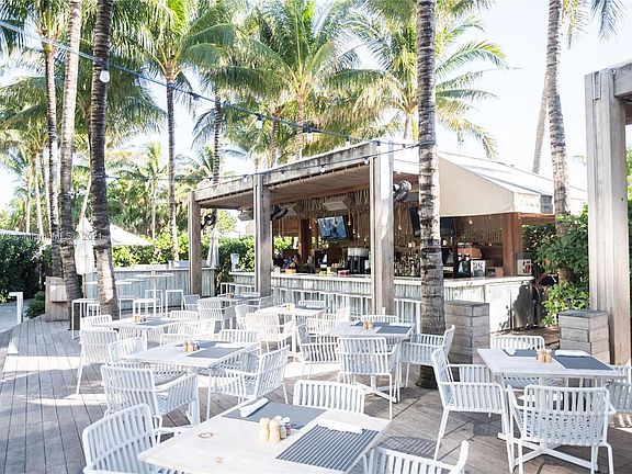 4th image of 2201 Collins Ave #1225