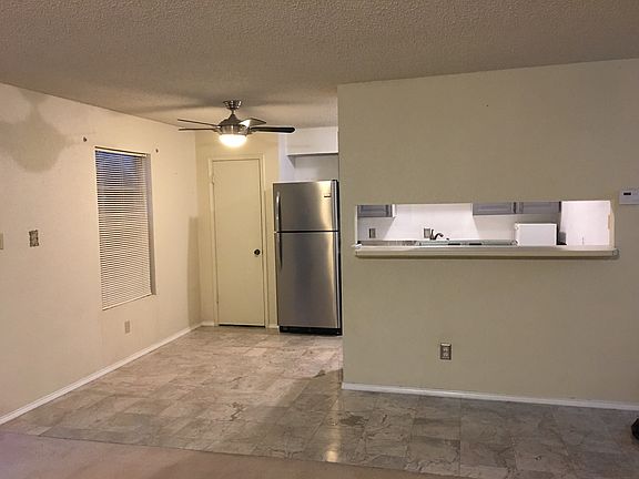 2nd image of 7225 Windhaven Ct