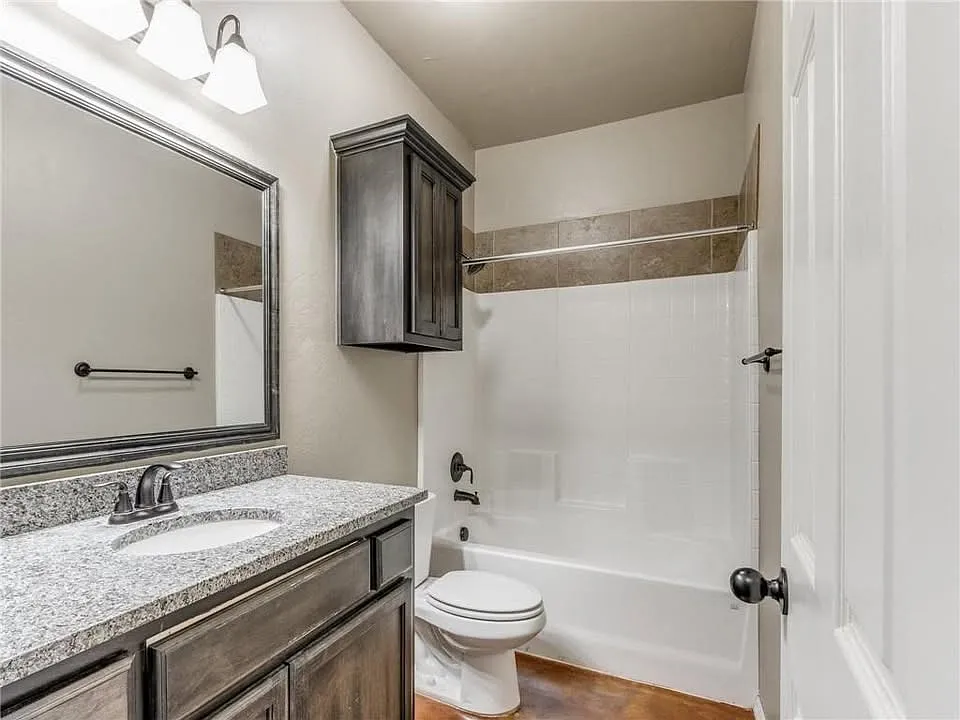 800/802 Aspen — Photo 1